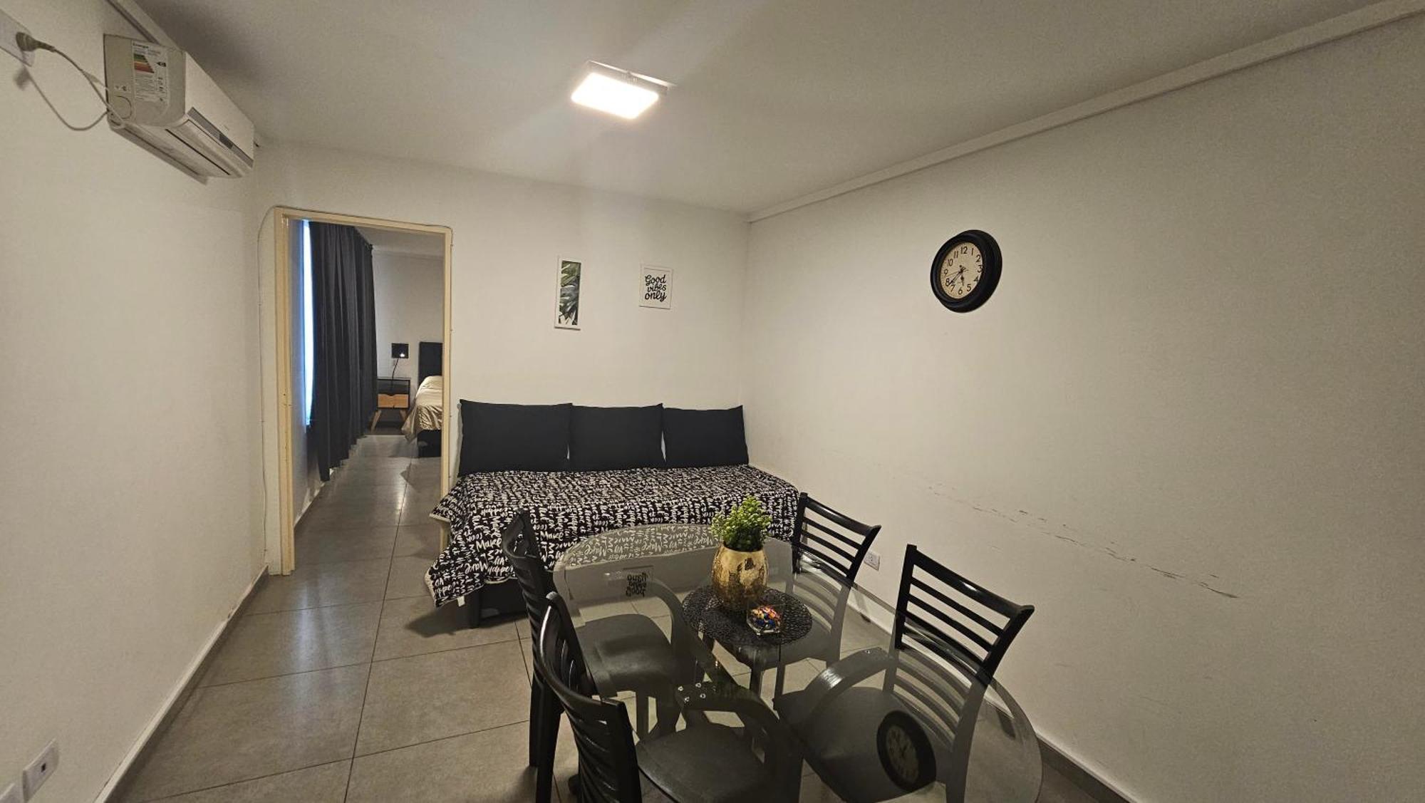 Apartamento HOUSING CORDOBA - Laprida Exterior foto